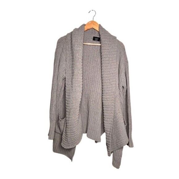 Vici Chunky Cardigan Gray Sweater Size Medium Pockets Waterfall - Picture 11 of 11